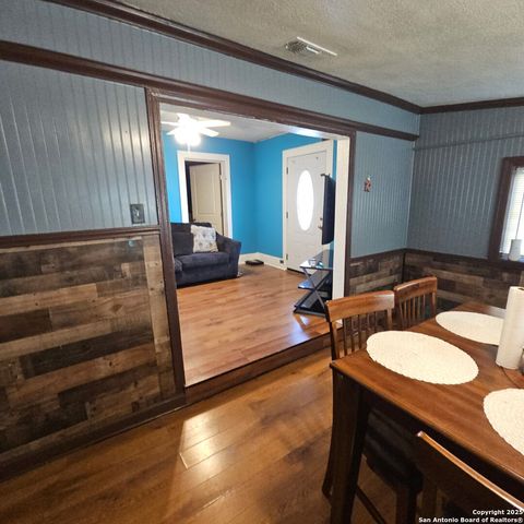 2006 Virginia, San Antonio, TX 78203