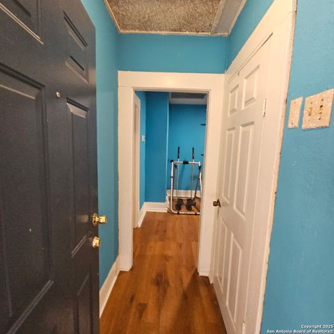 2006 Virginia, San Antonio, TX 78203