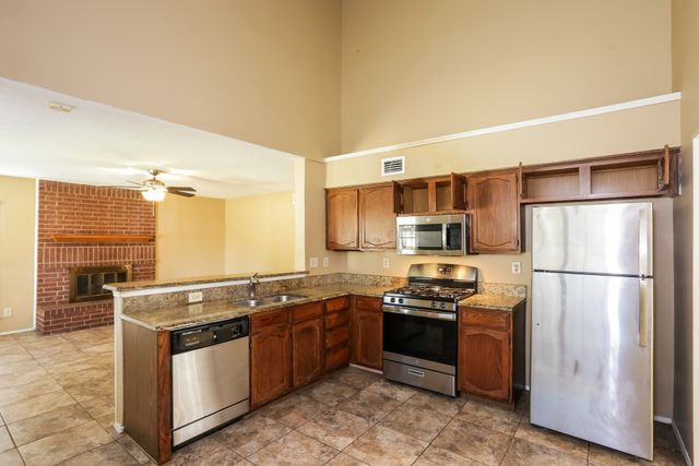 4149 Stinwick Lane, Grand Prairie, TX 75052