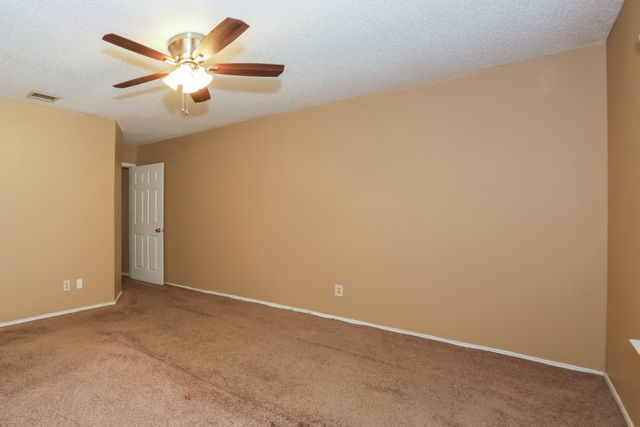 4149 Stinwick Lane, Grand Prairie, TX 75052