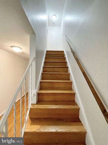 1556 BRUTON CT, Mclean, VA 22101