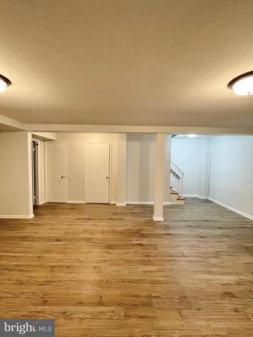 1556 BRUTON CT, Mclean, VA 22101