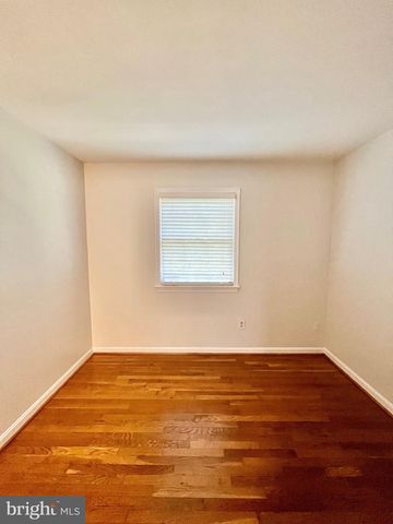 1556 BRUTON CT, Mclean, VA 22101