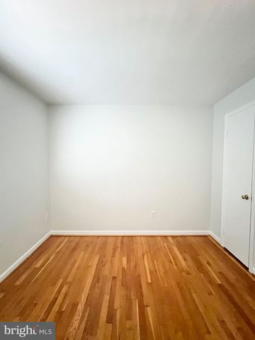 1556 BRUTON CT, Mclean, VA 22101