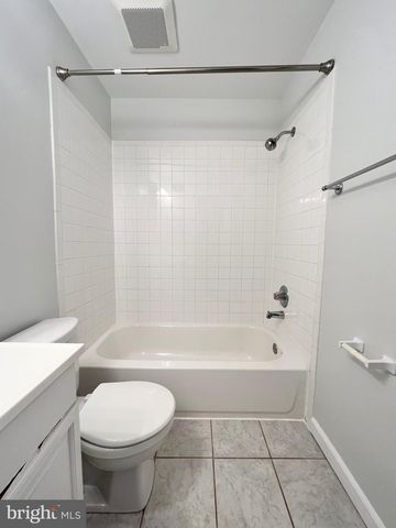 1556 BRUTON CT, Mclean, VA 22101