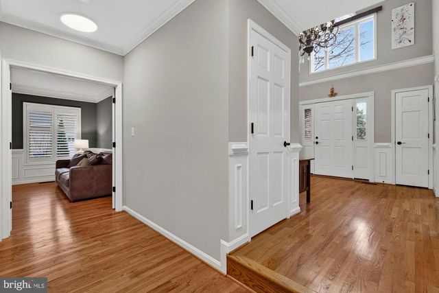 15197 WETHERBURN DR, Centreville, VA 20120