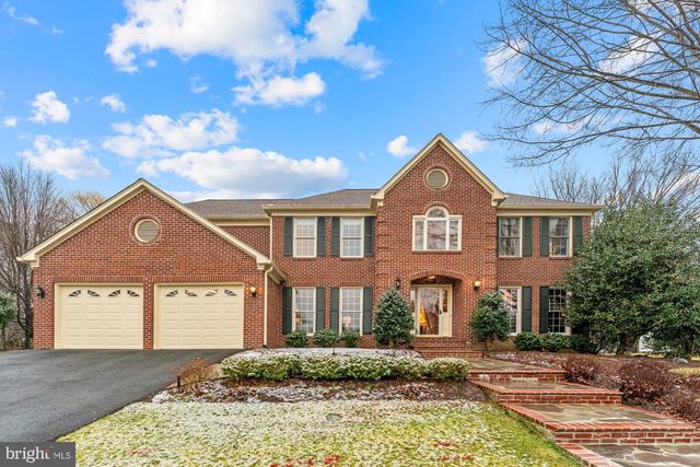 15197 WETHERBURN DR, Centreville, VA 20120
