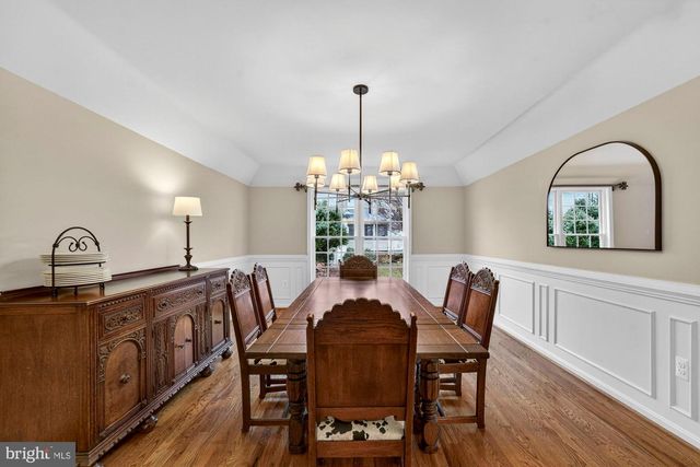 15197 WETHERBURN DR, Centreville, VA 20120