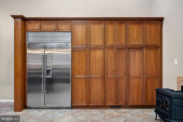 15197 WETHERBURN DR, Centreville, VA 20120