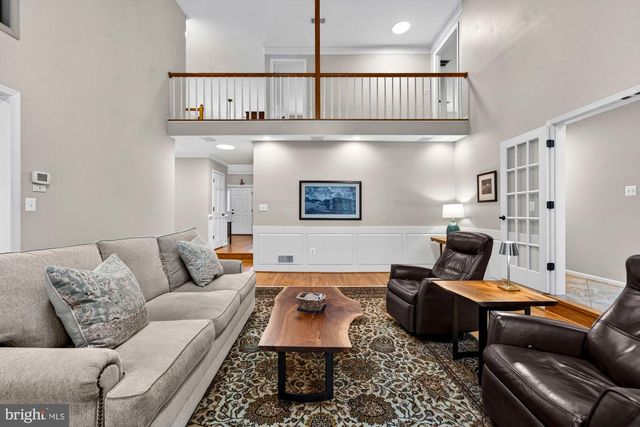 15197 WETHERBURN DR, Centreville, VA 20120