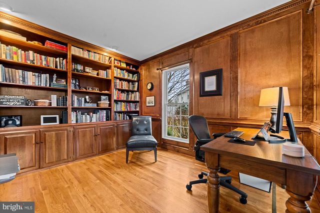 15197 WETHERBURN DR, Centreville, VA 20120