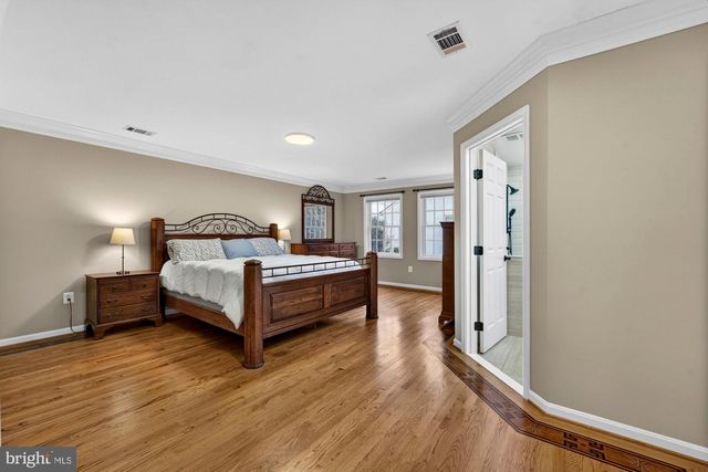 15197 WETHERBURN DR, Centreville, VA 20120