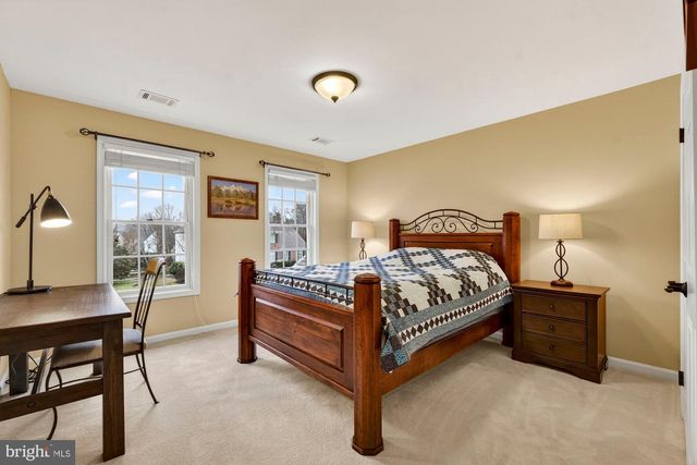 15197 WETHERBURN DR, Centreville, VA 20120