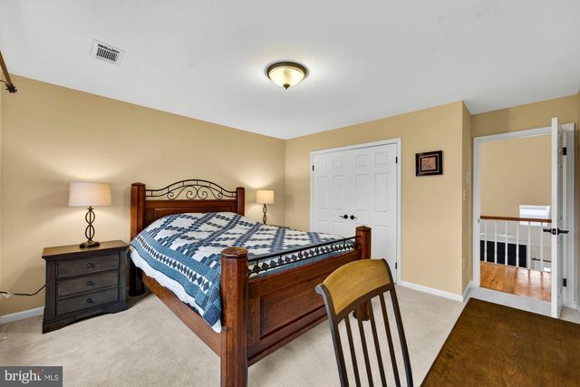 15197 WETHERBURN DR, Centreville, VA 20120