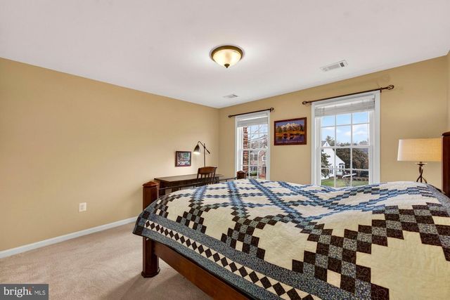 15197 WETHERBURN DR, Centreville, VA 20120