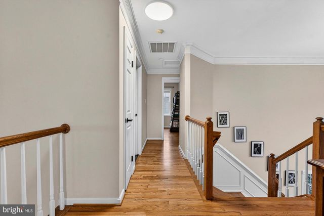 15197 WETHERBURN DR, Centreville, VA 20120