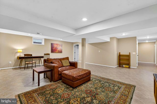 15197 WETHERBURN DR, Centreville, VA 20120