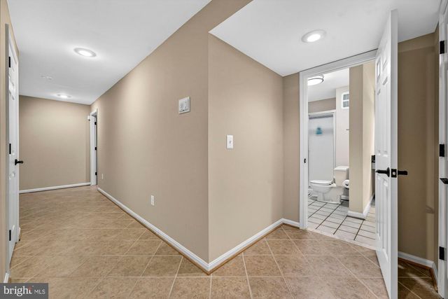 15197 WETHERBURN DR, Centreville, VA 20120