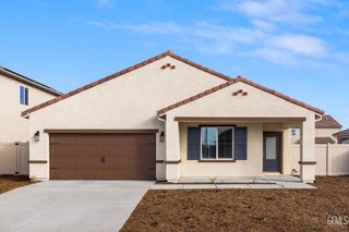 7601 Rambutan Place, Bakersfield, CA 93313