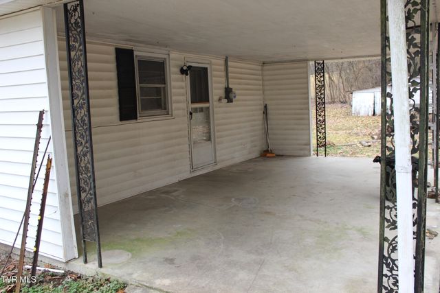 106 River Road, Church Hill, TN 37642