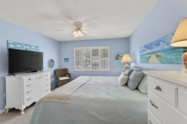 519 ALBEE FARM ROAD 214, Venice, FL 34285