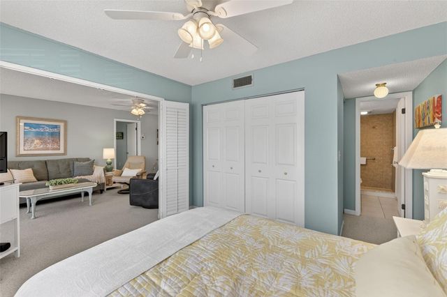 519 ALBEE FARM ROAD 214, Venice, FL 34285