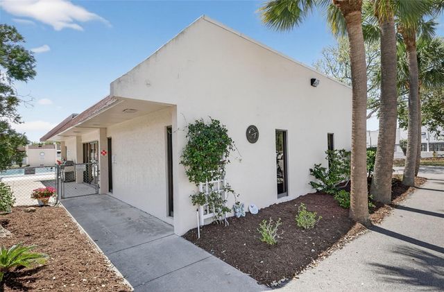 519 ALBEE FARM ROAD 214, Venice, FL 34285