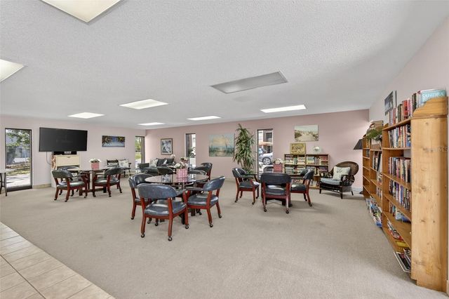 519 ALBEE FARM ROAD 214, Venice, FL 34285