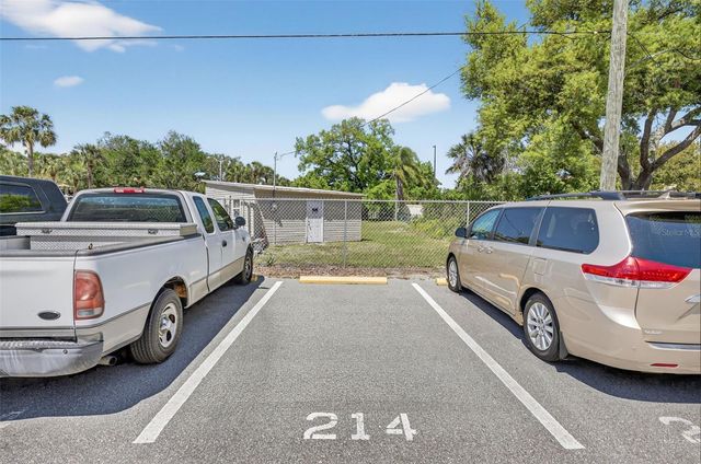 519 ALBEE FARM ROAD 214, Venice, FL 34285