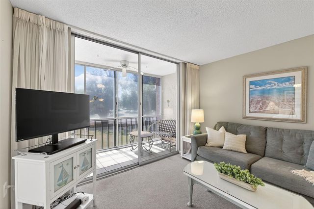 519 ALBEE FARM ROAD 214, Venice, FL 34285