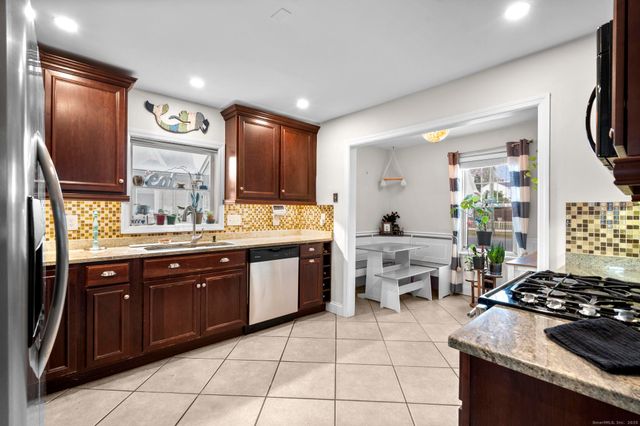 125 Wood Avenue, Stratford, CT 06614