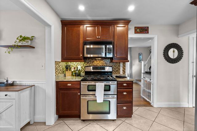 125 Wood Avenue, Stratford, CT 06614