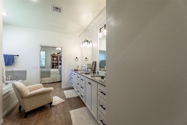 2429 Rumble Court, Edmond, OK 73034