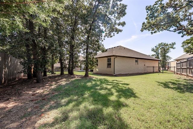 2429 Rumble Court, Edmond, OK 73034