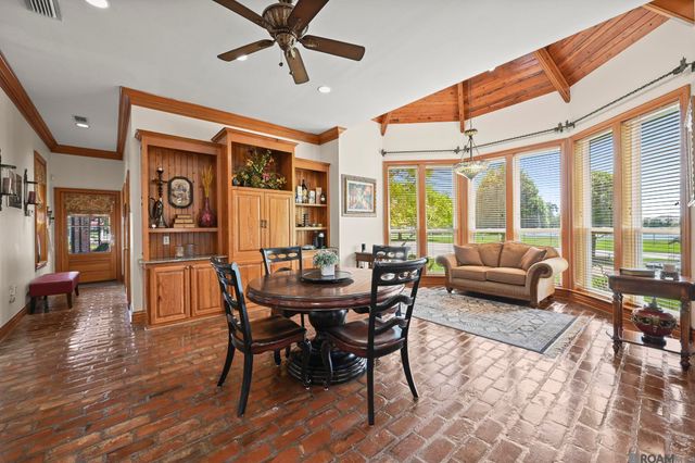 40322 Loosemoore Road, Gonzales, LA 70737