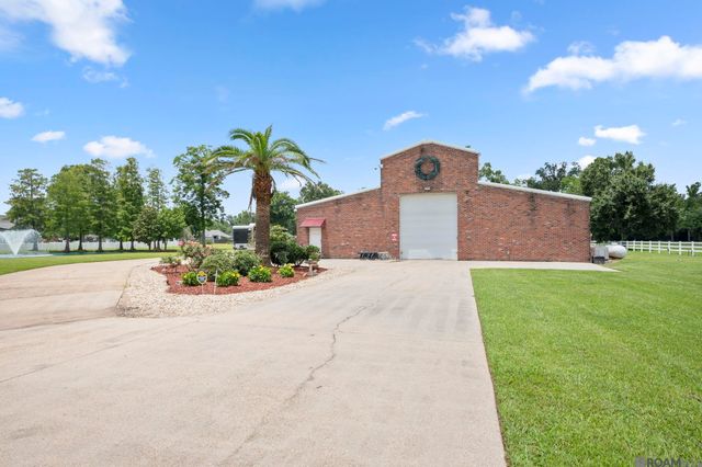 40322 Loosemoore Road, Gonzales, LA 70737