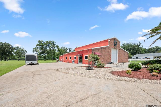 40322 Loosemoore Road, Gonzales, LA 70737