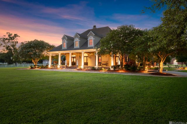 40322 Loosemoore Road, Gonzales, LA 70737