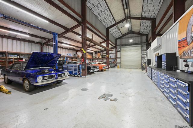 40322 Loosemoore Road, Gonzales, LA 70737