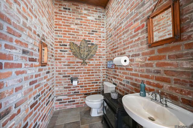 40322 Loosemoore Road, Gonzales, LA 70737