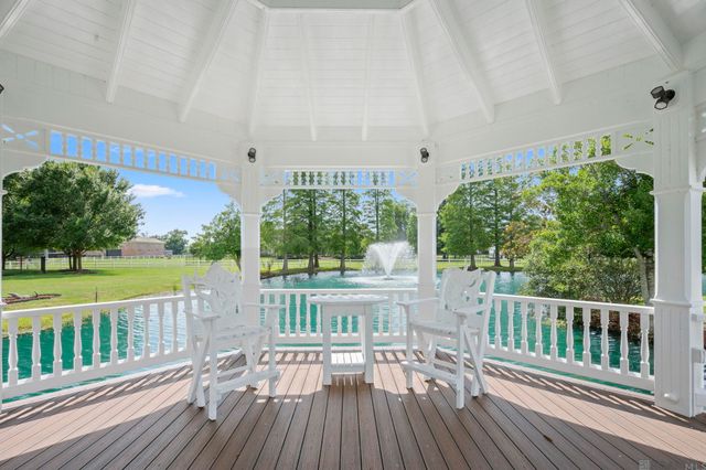 40322 Loosemoore Road, Gonzales, LA 70737