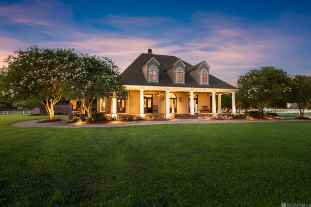 40322 Loosemoore Road, Gonzales, LA 70737