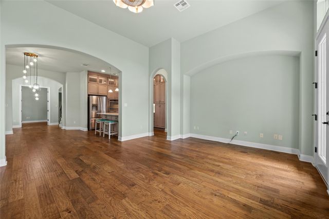 214 Darwins WAY, Lakeway, TX 78734