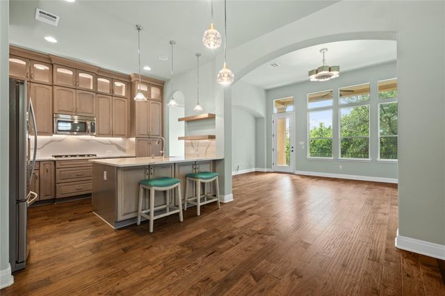 214 Darwins WAY, Lakeway, TX 78734