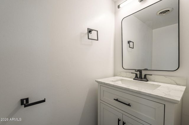 4701 N 68TH Street 111, Scottsdale, AZ 85251