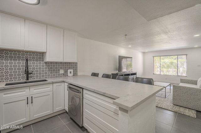 4701 N 68TH Street 111, Scottsdale, AZ 85251