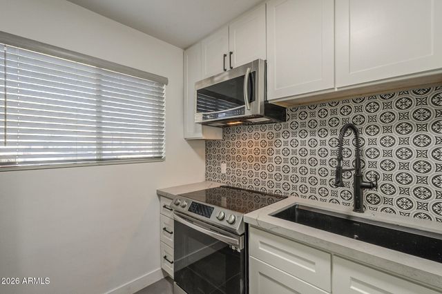 4701 N 68TH Street 111, Scottsdale, AZ 85251