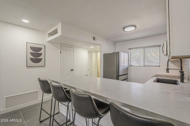 4701 N 68TH Street 111, Scottsdale, AZ 85251