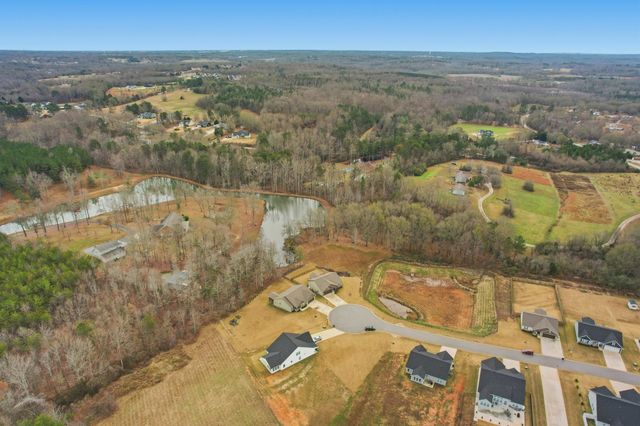 352 Dogwood Trail, Campobello, SC 29322