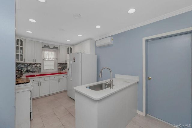 105-23 Remington Street, Jamaica, NY 11435